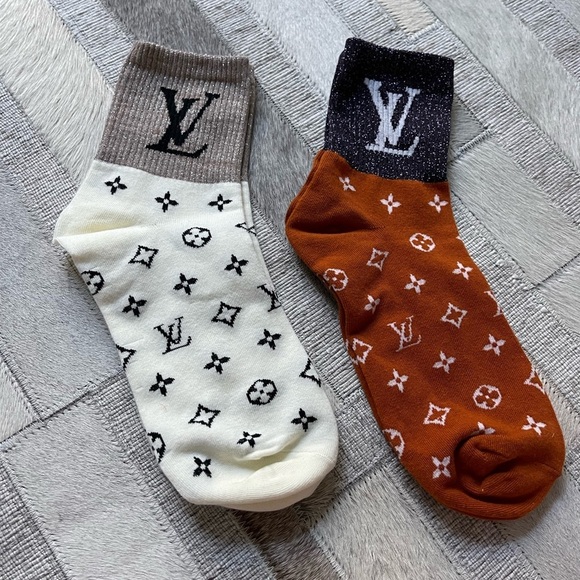 Crew Socks - LV Crew Socks w/Bling - Picture 4 of 5
